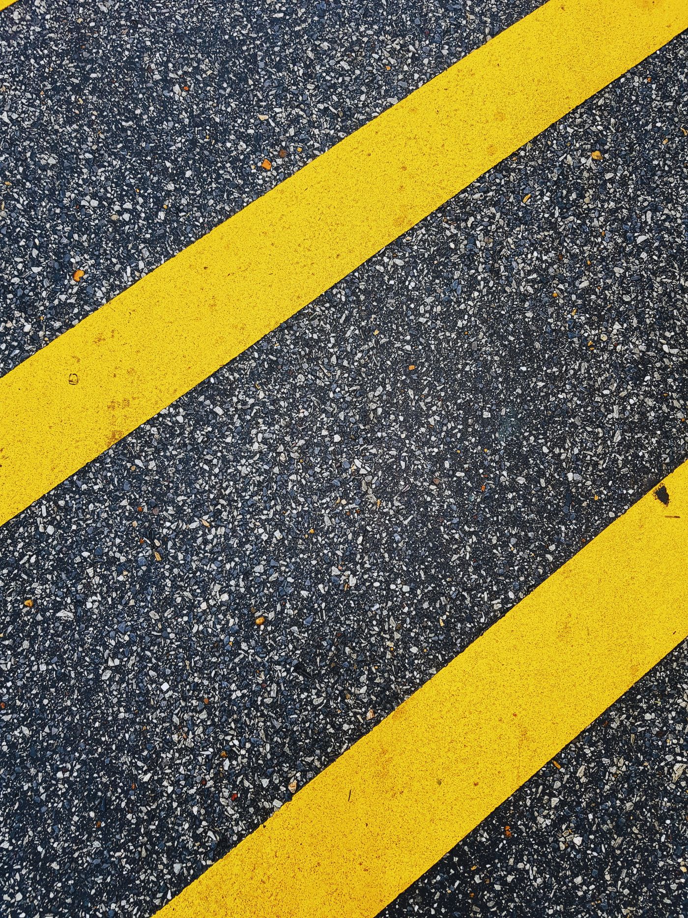 Señalización vial amarilla